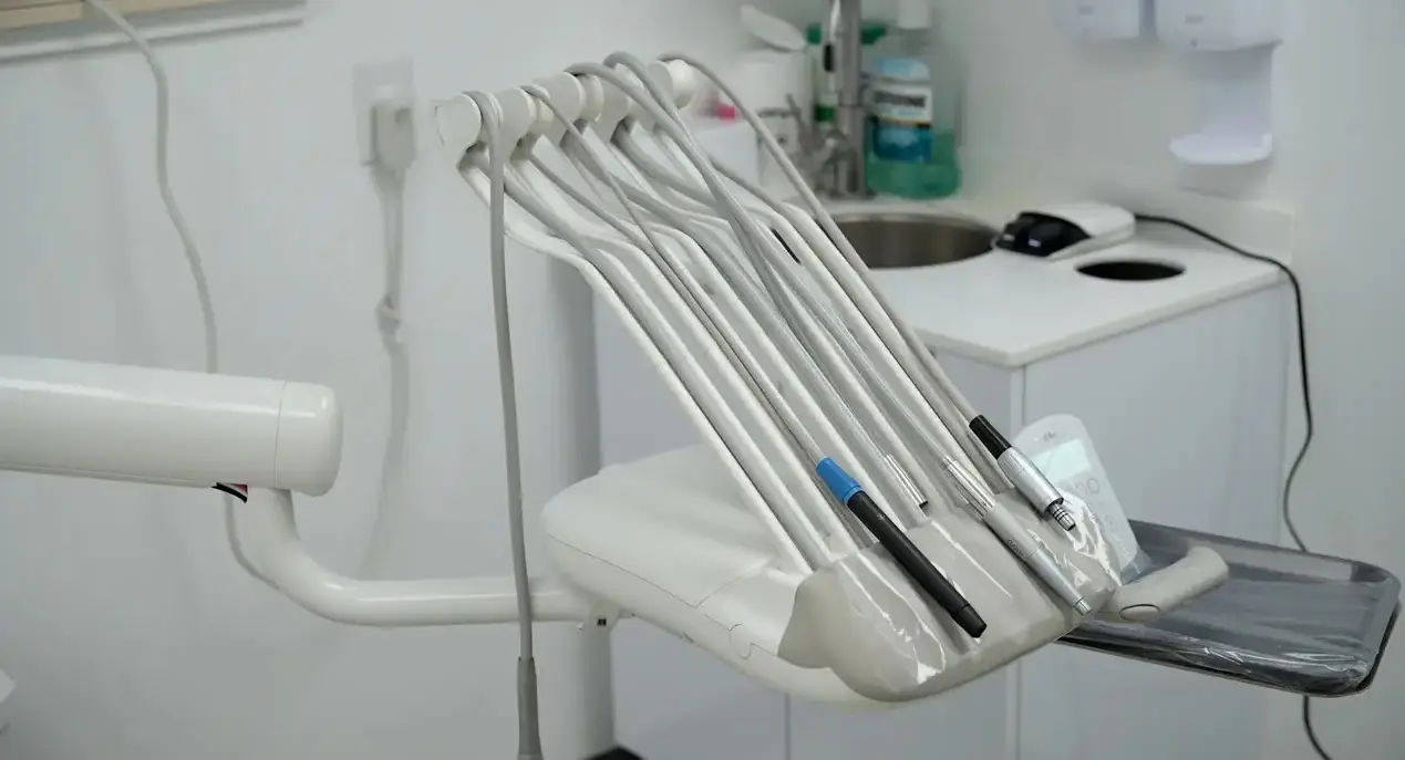 Inside Benson Dental Studio in Bensonhurst, Brooklyn (5 of 5)